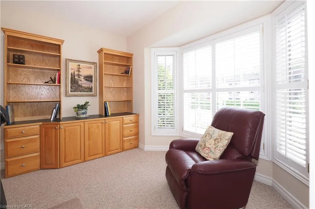 212 The Lions Gate