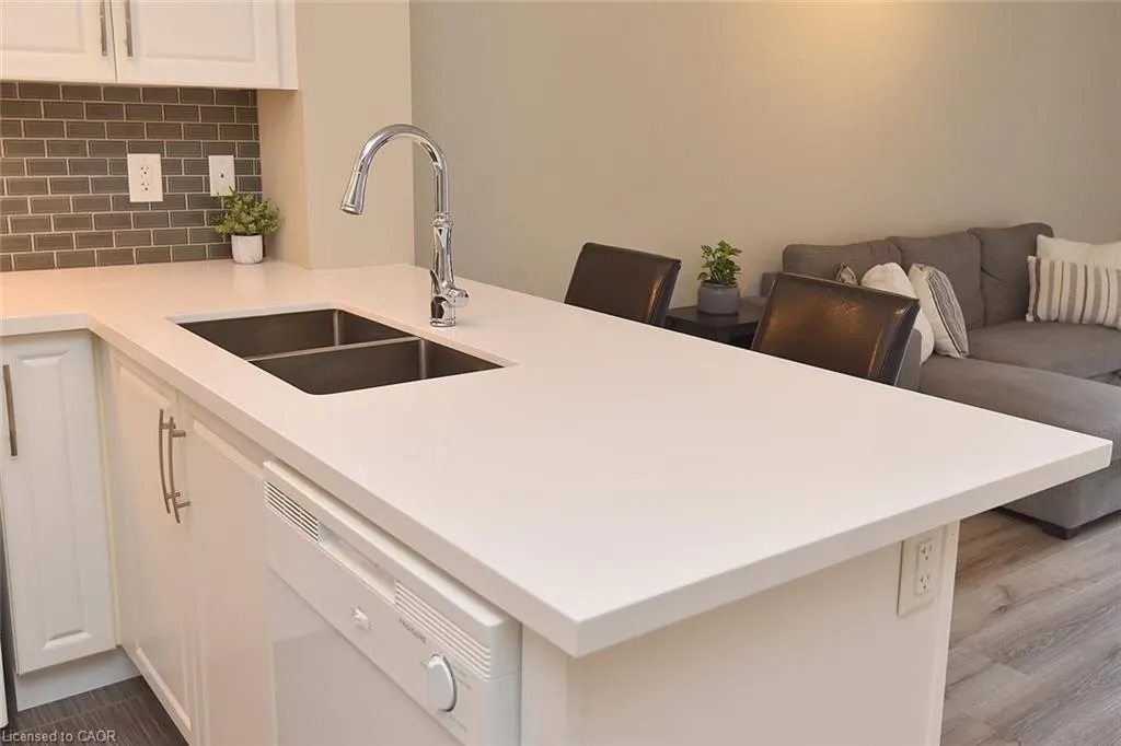 5317 Upper Middle Road, #231
