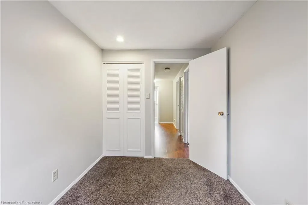 210 Glamis Road, #6