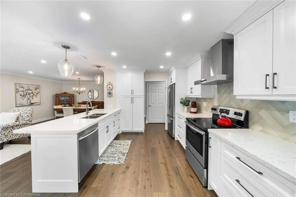 2210 Lakeshore Road, #104