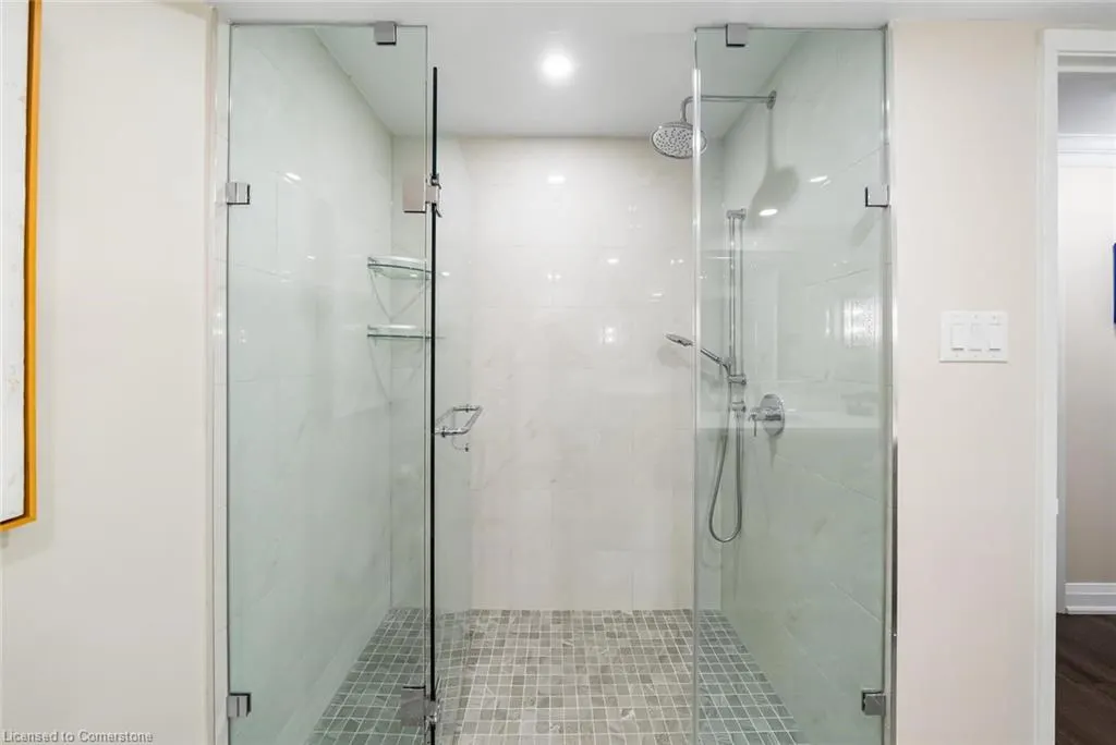 2210 Lakeshore Road, #104