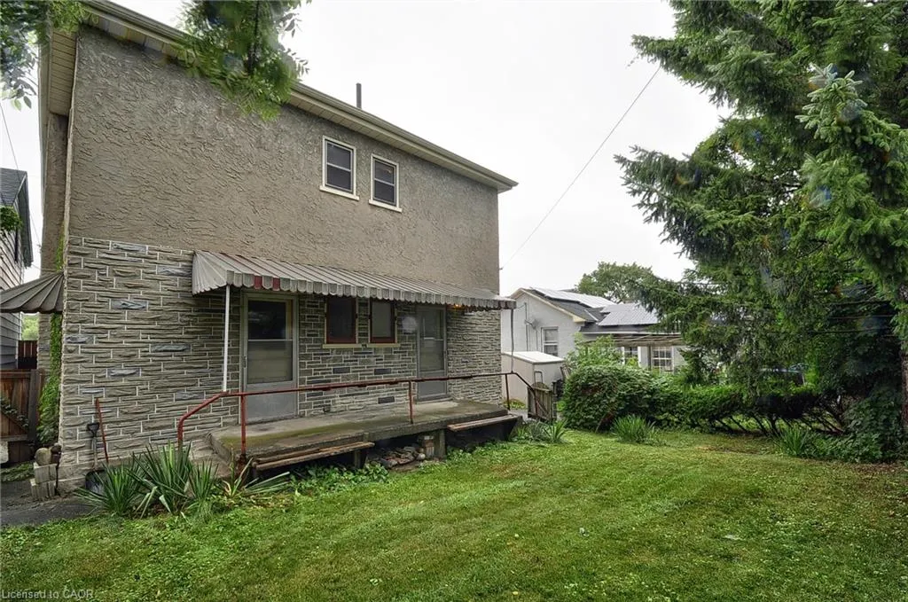 83 Shade Street