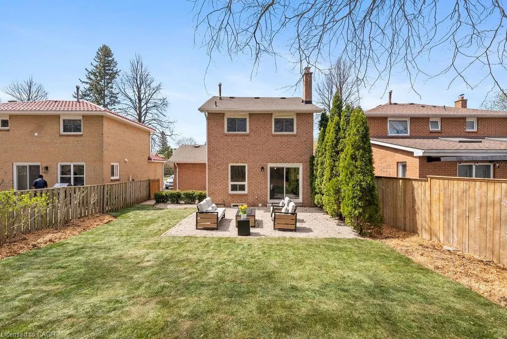 143 Speyside Drive