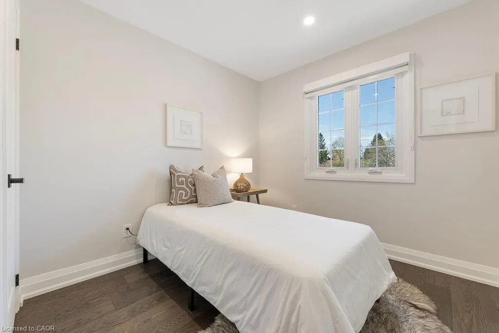 143 Speyside Drive