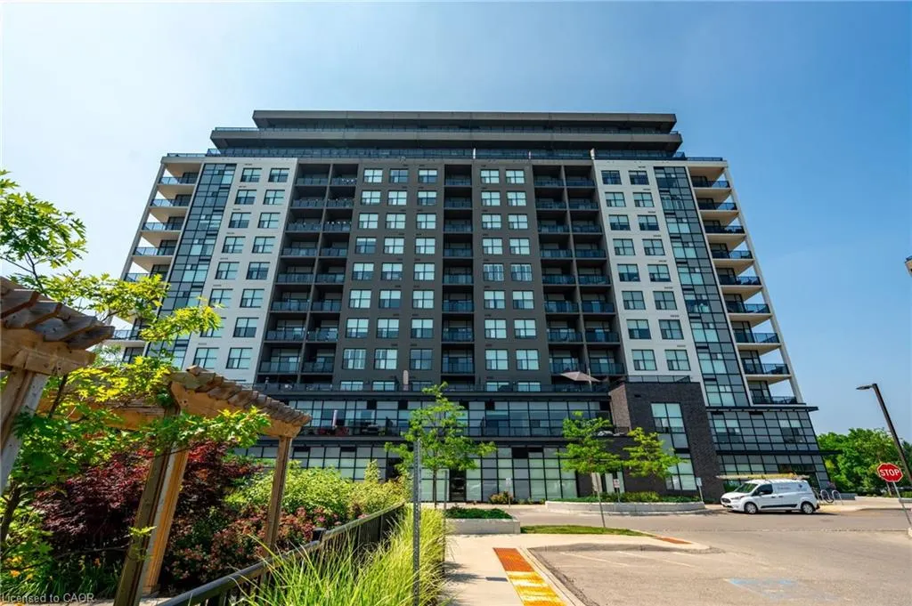 1878 Gordon Street, #814