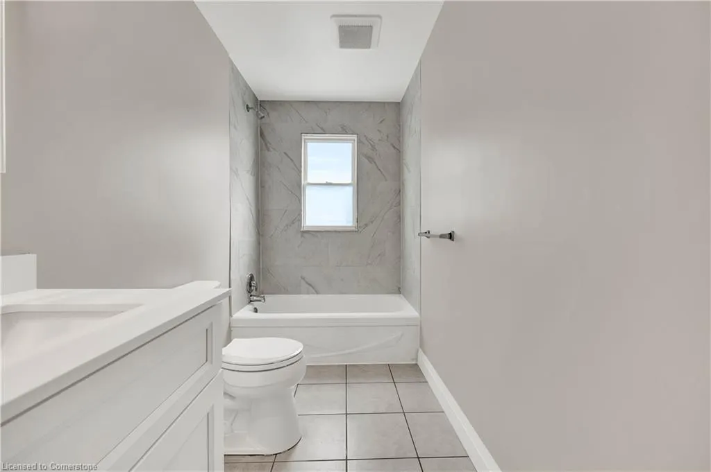 102 Sydney Street N, #2