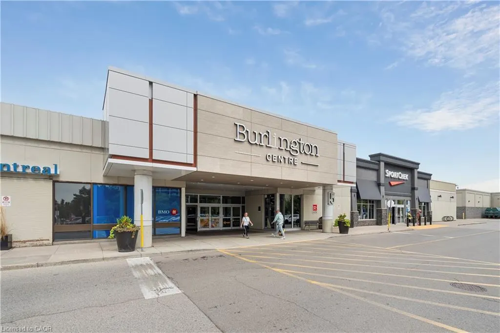777 Guelph Line, #212
