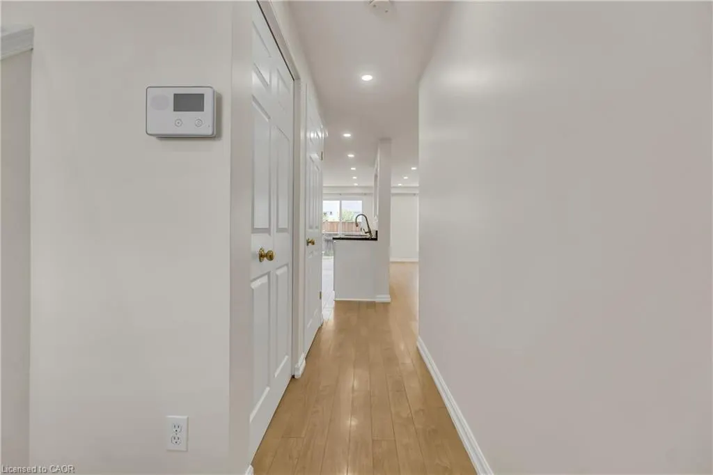 62 Foxglove Crescent
