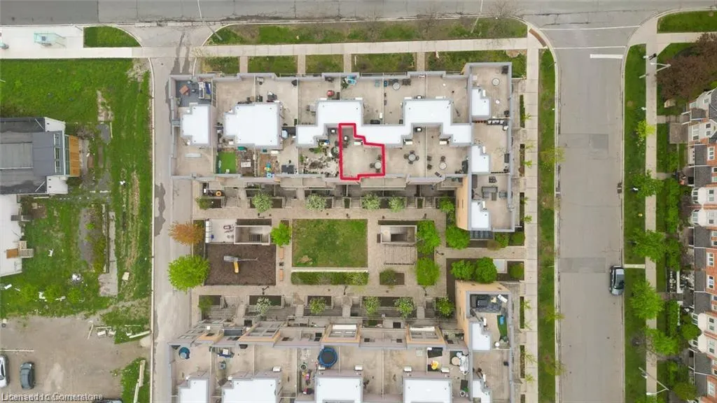 1070 Progress Avenue, #306