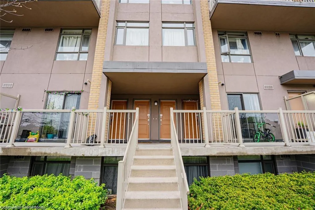 1070 Progress Avenue, #306
