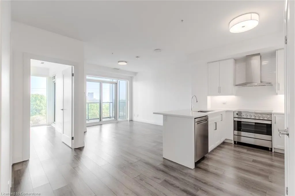 500 Brock Avenue, #906