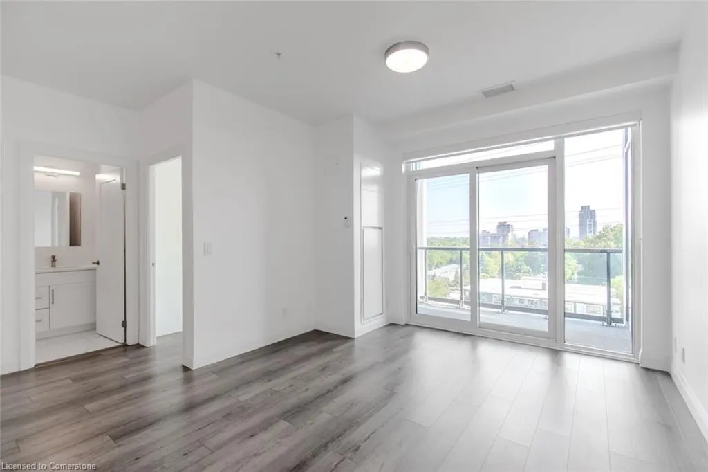 500 Brock Avenue, #906