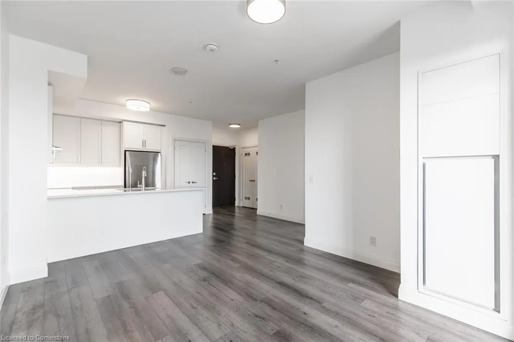 500 Brock Avenue, #906