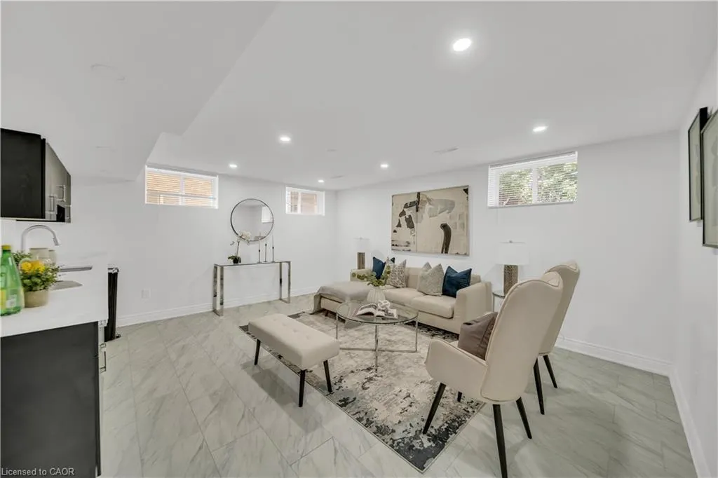 22 Chester Drive