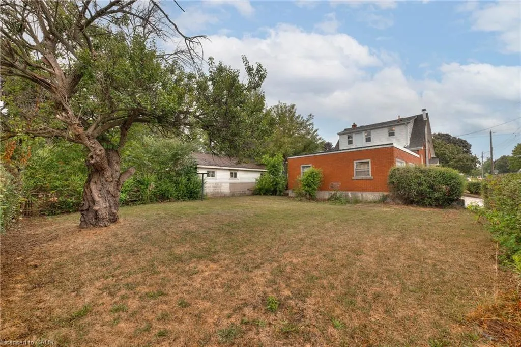 343 Greenfield Avenue