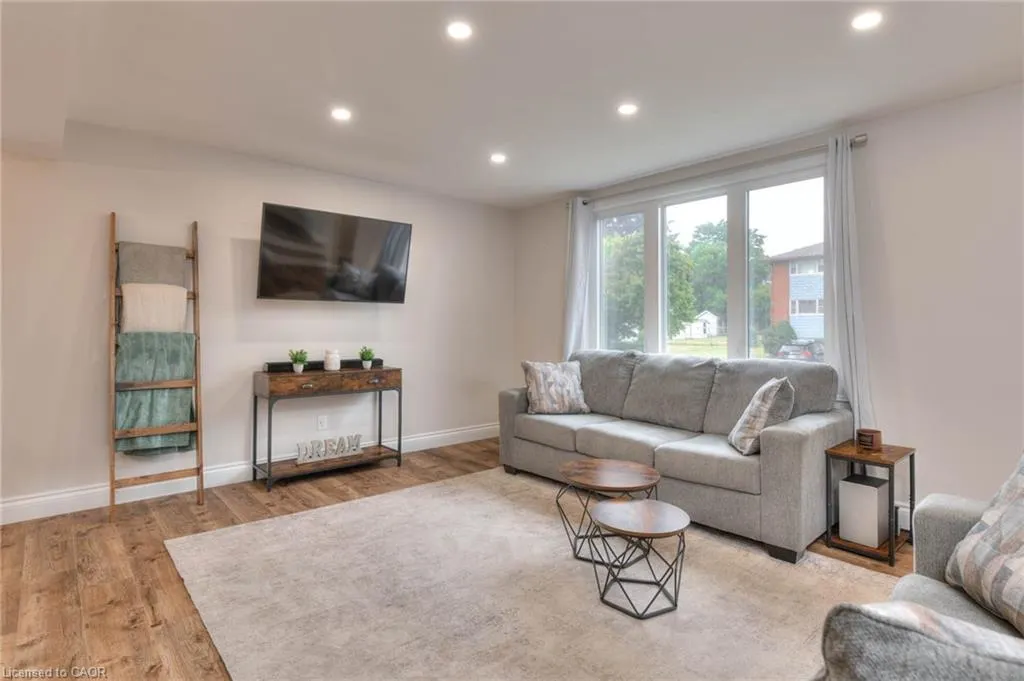 343 Greenfield Avenue