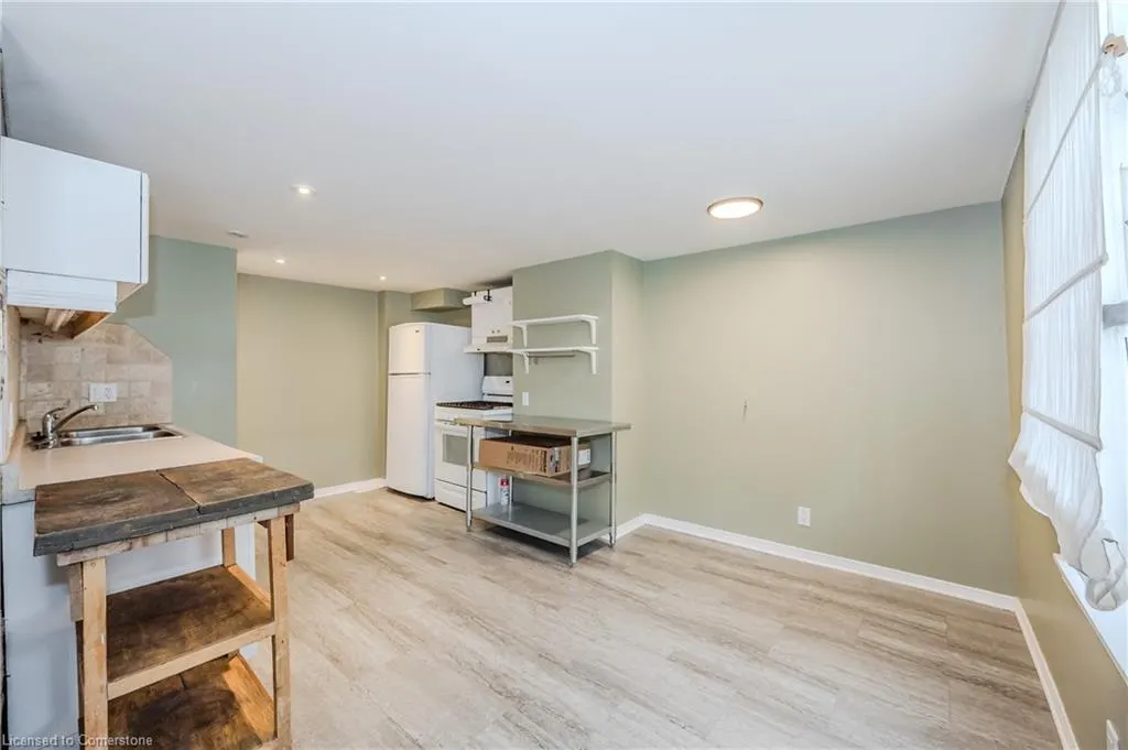 93 Essex Street, #Front Unit