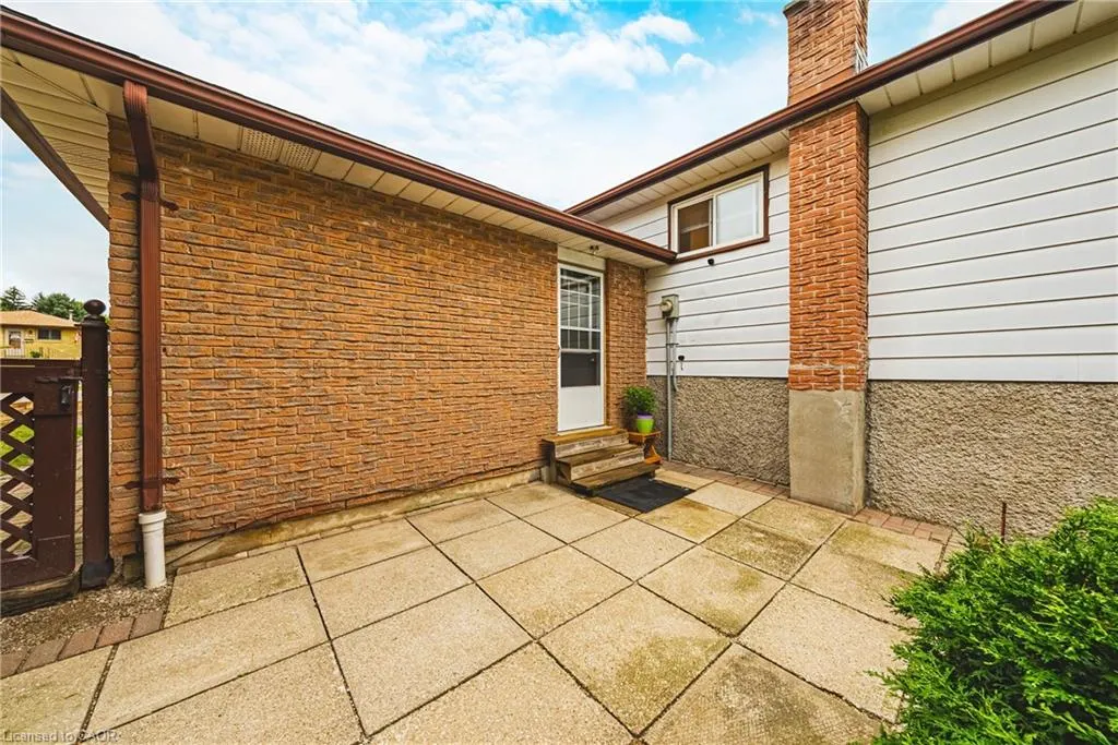 68 Scott Road