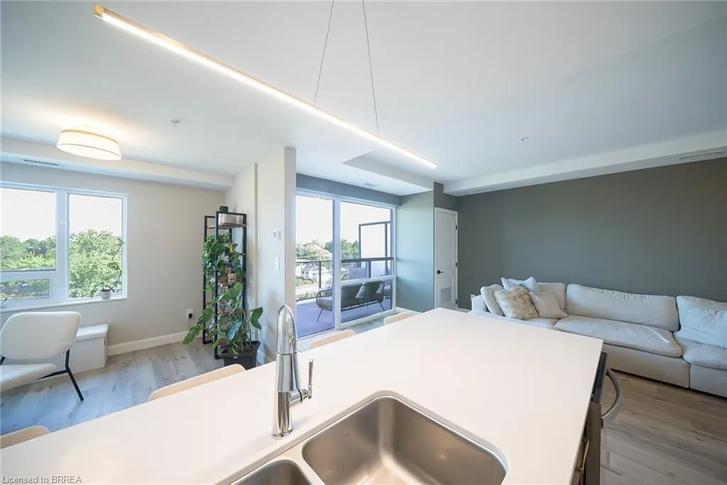 34 Norman Street, #502