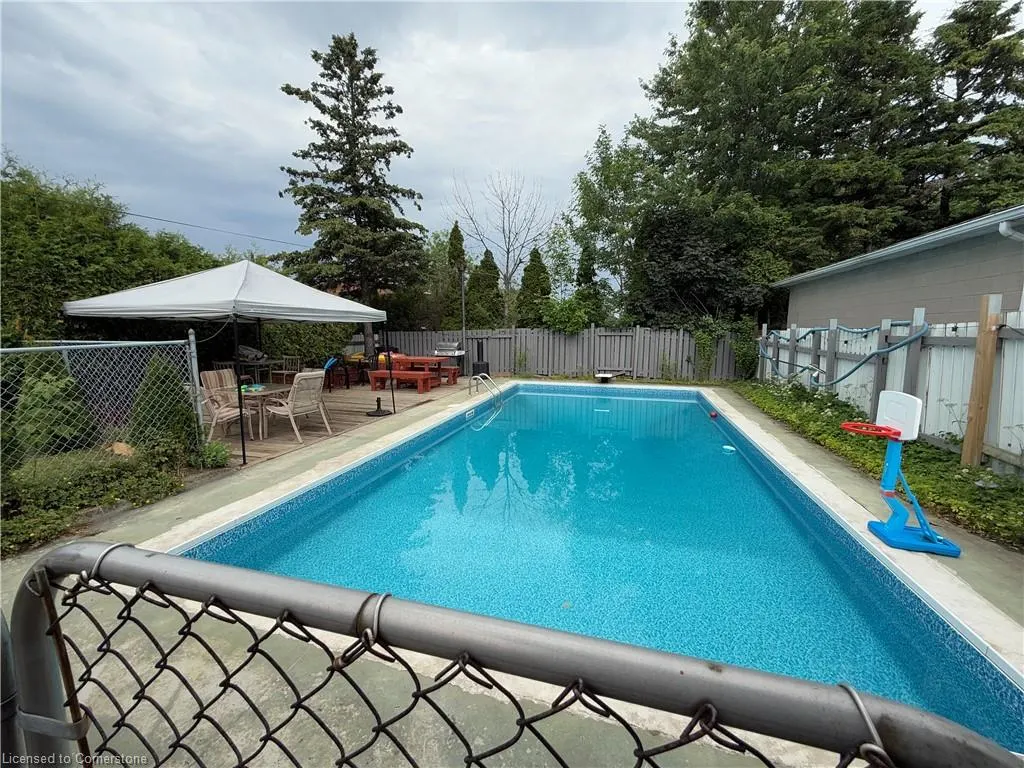 15 Jellicoe Court