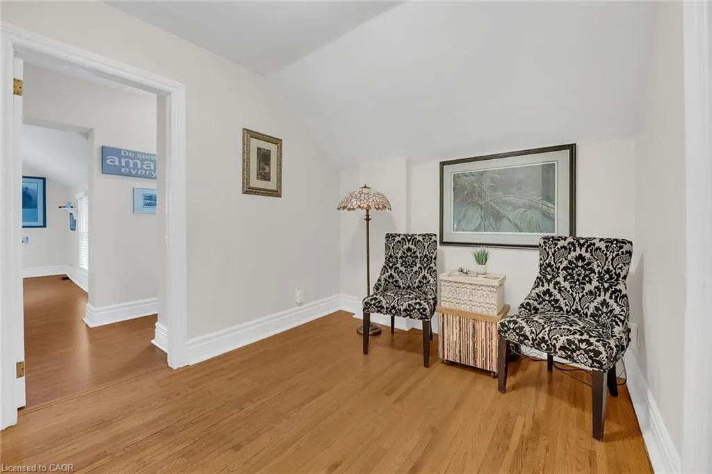 91 Pearl Street S