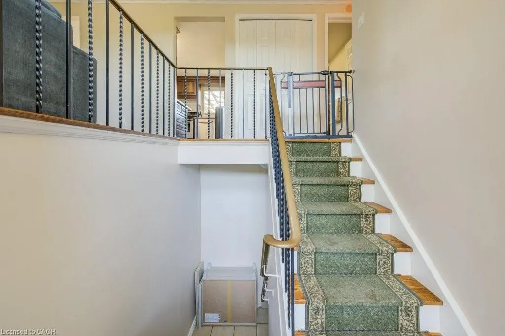 5888 Wellington Rd 7