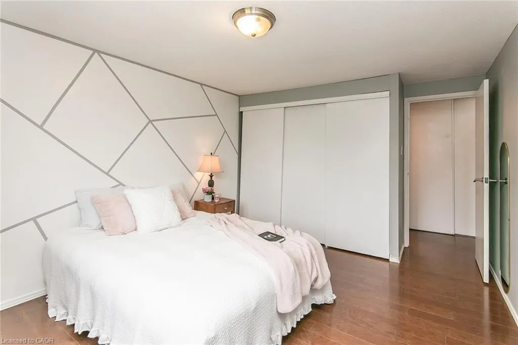 30 Avalon Place, #203