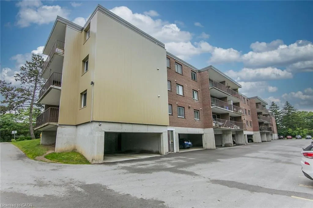 30 Avalon Place, #203