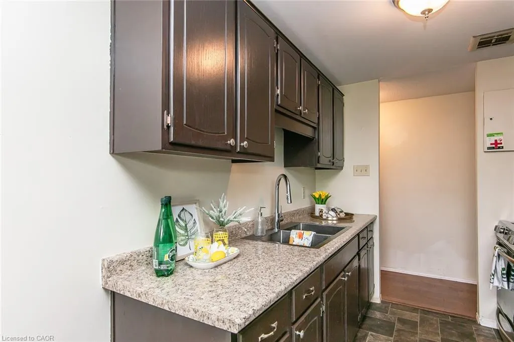 30 Avalon Place, #203