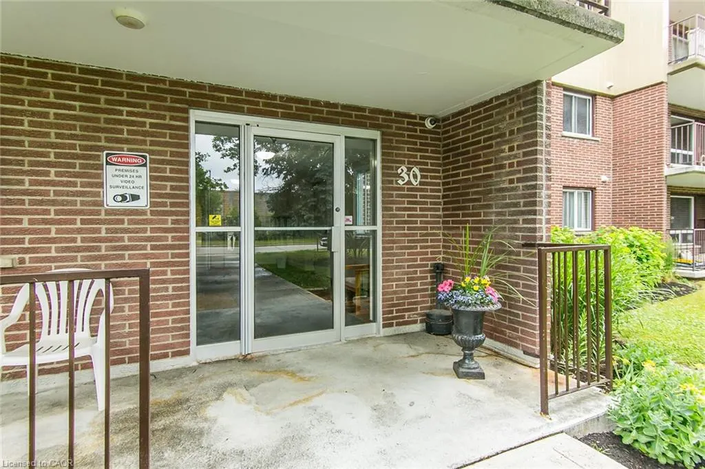 30 Avalon Place, #203