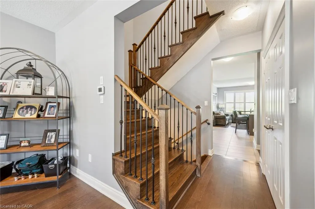 29 Riverwalk Drive