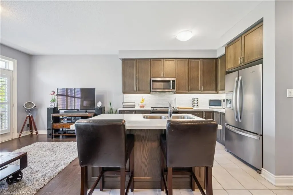 29 Riverwalk Drive