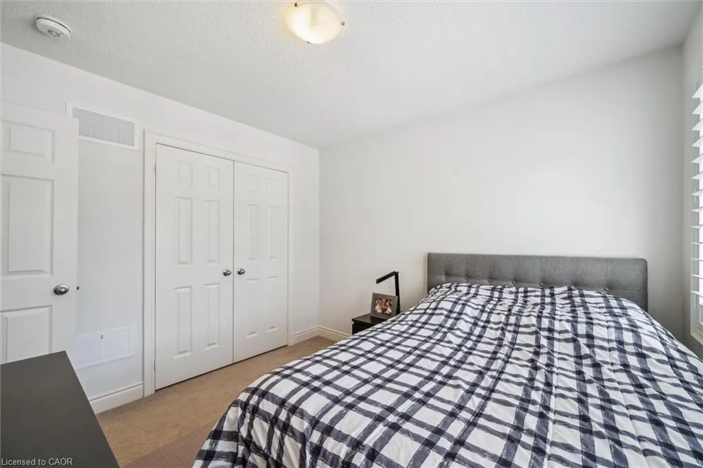 29 Riverwalk Drive