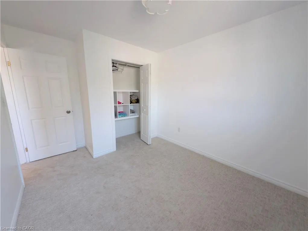 39 Pinewoods Drive, #5