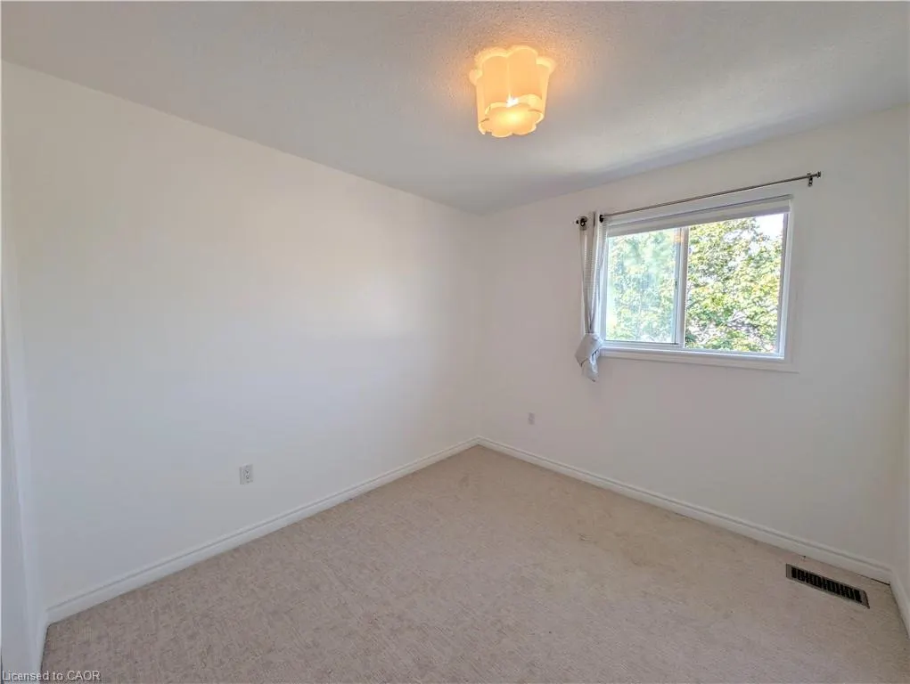 39 Pinewoods Drive, #5