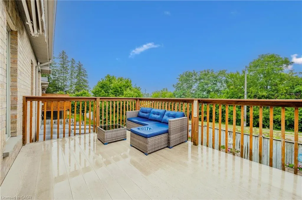 900 Doon Village Road, #4