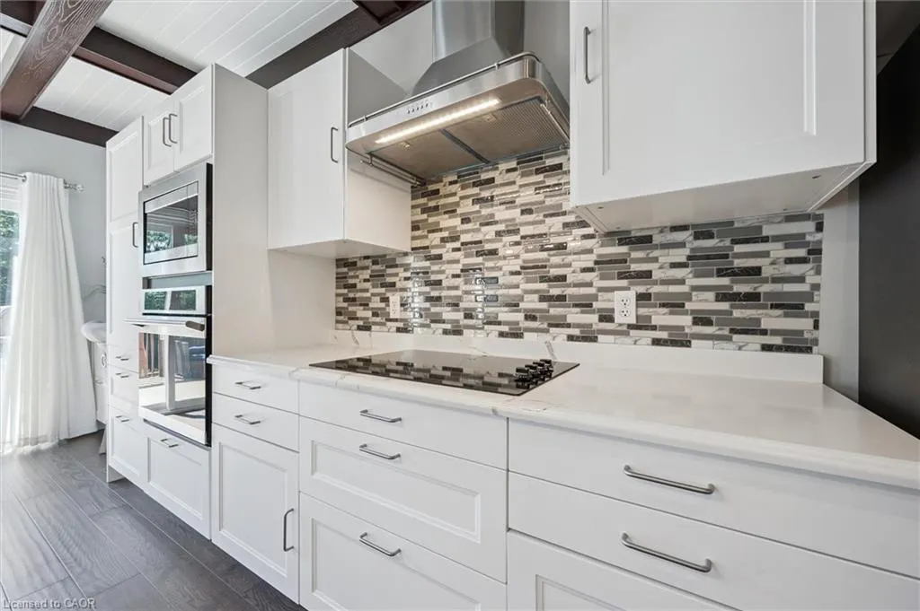 900 Doon Village Road, #4