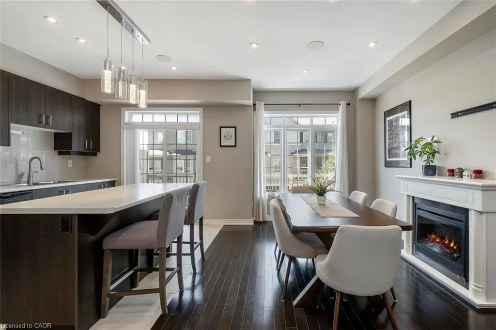 215 Dundas Street E, #9