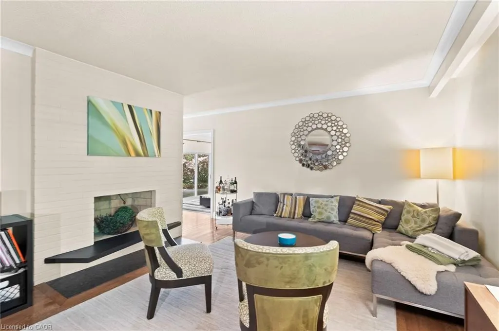 1867 Will Scarlett Drive