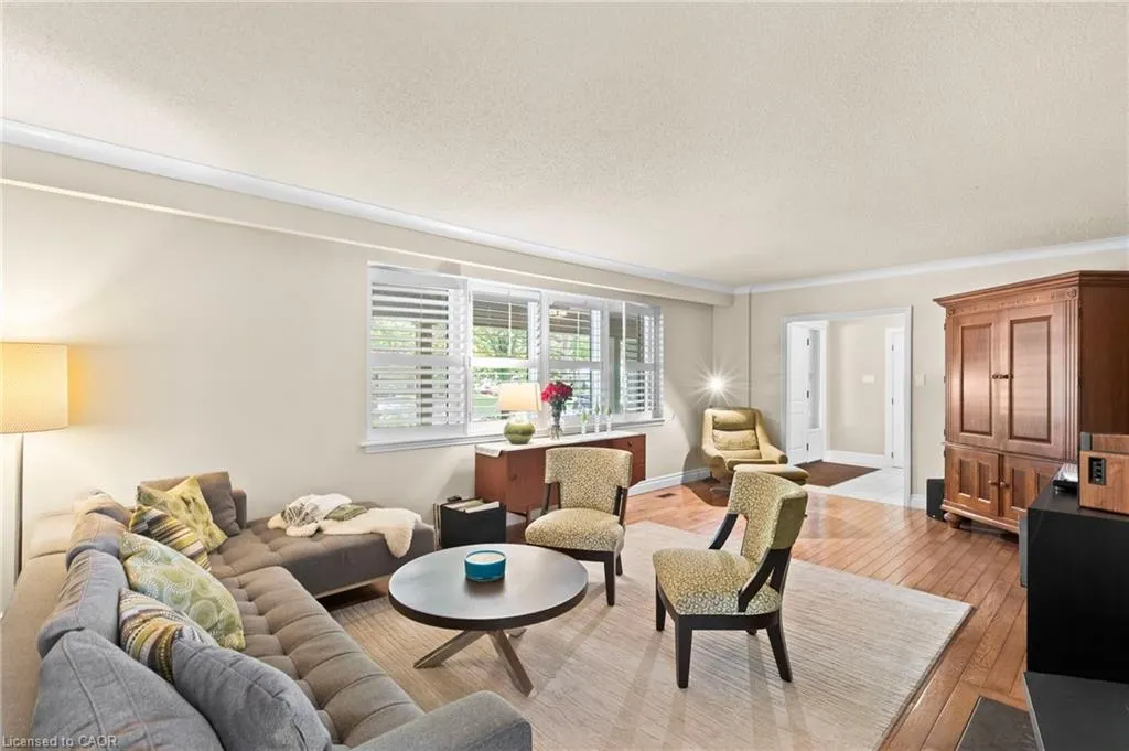 1867 Will Scarlett Drive