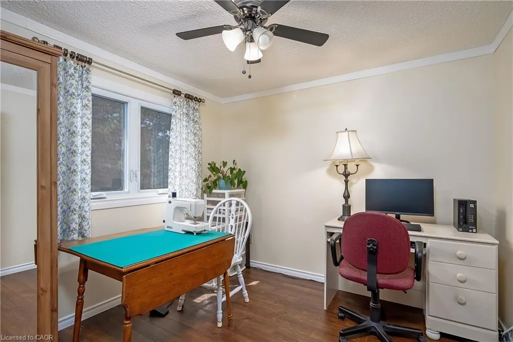2407 Hemlock Court