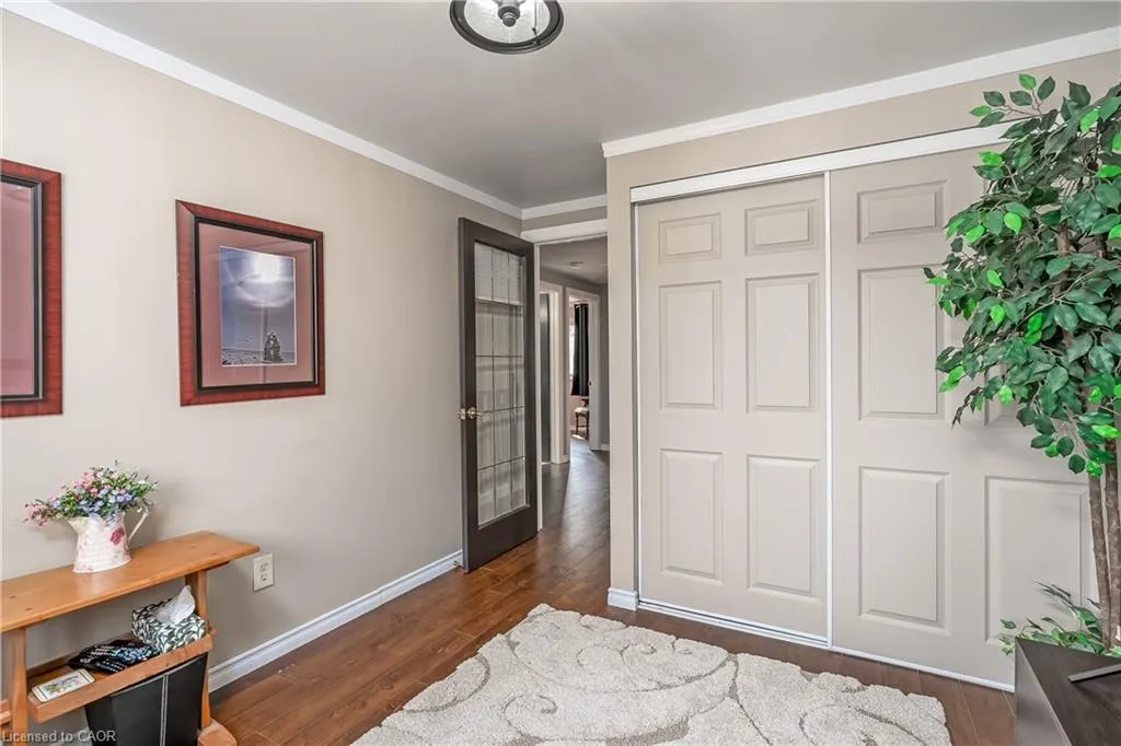 2407 Hemlock Court