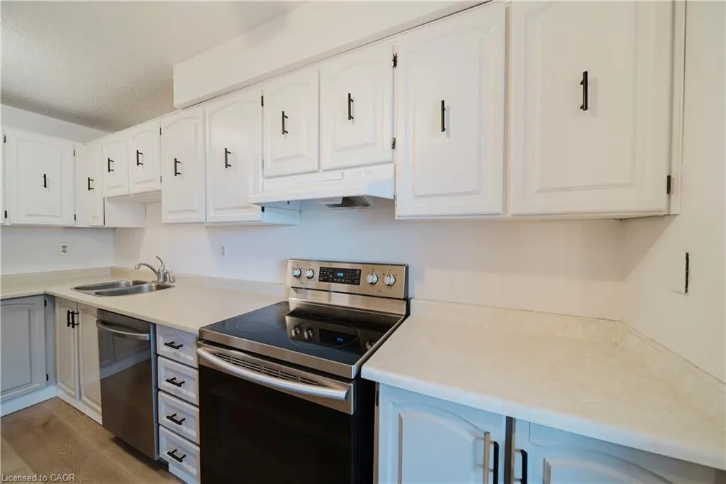 375 King Street N, #306