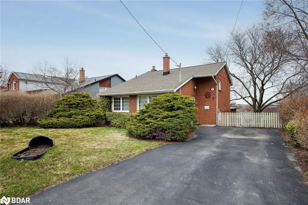 123 Vista Drive