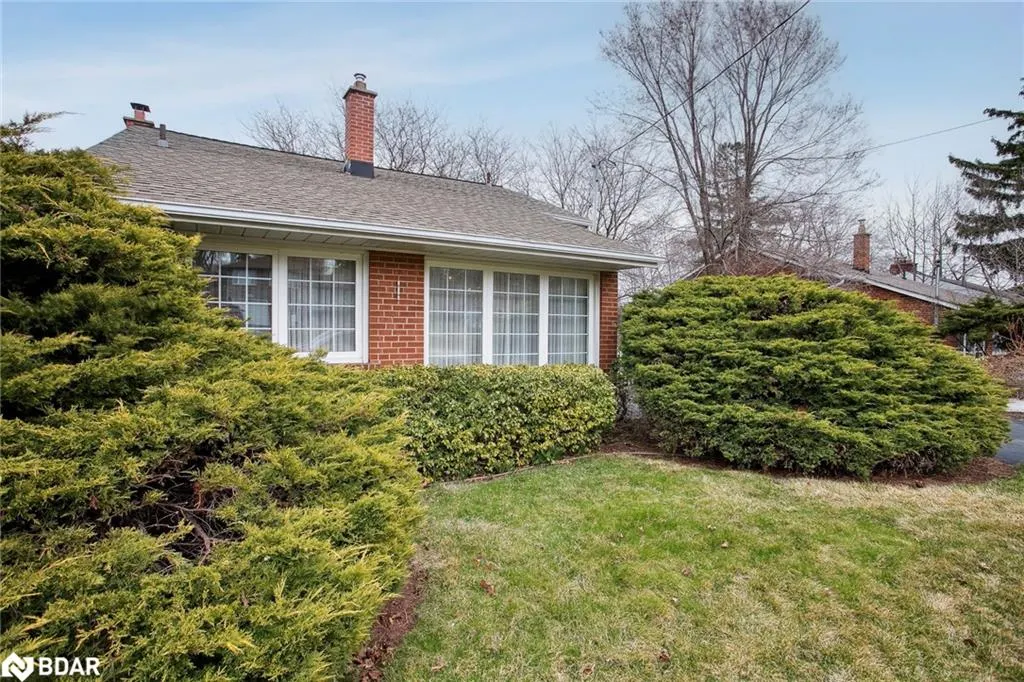 123 Vista Drive