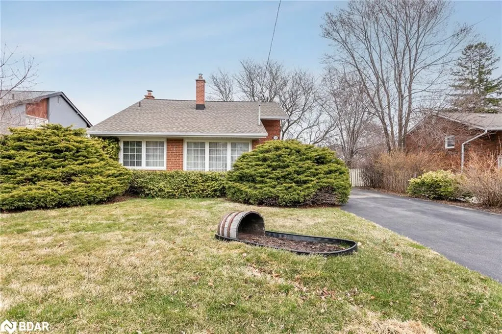 123 Vista Drive