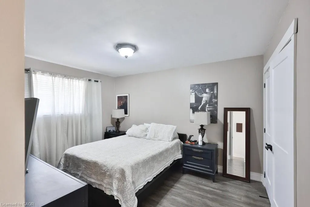 1404 Lewisham Drive