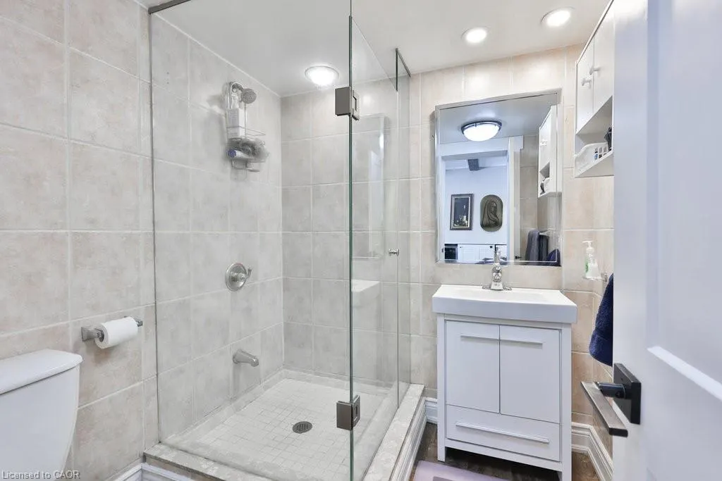 1404 Lewisham Drive