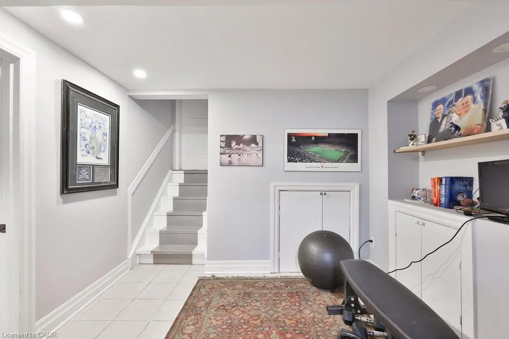 1404 Lewisham Drive