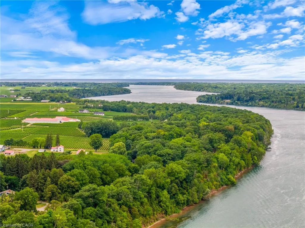 14894 Niagara River Parkway